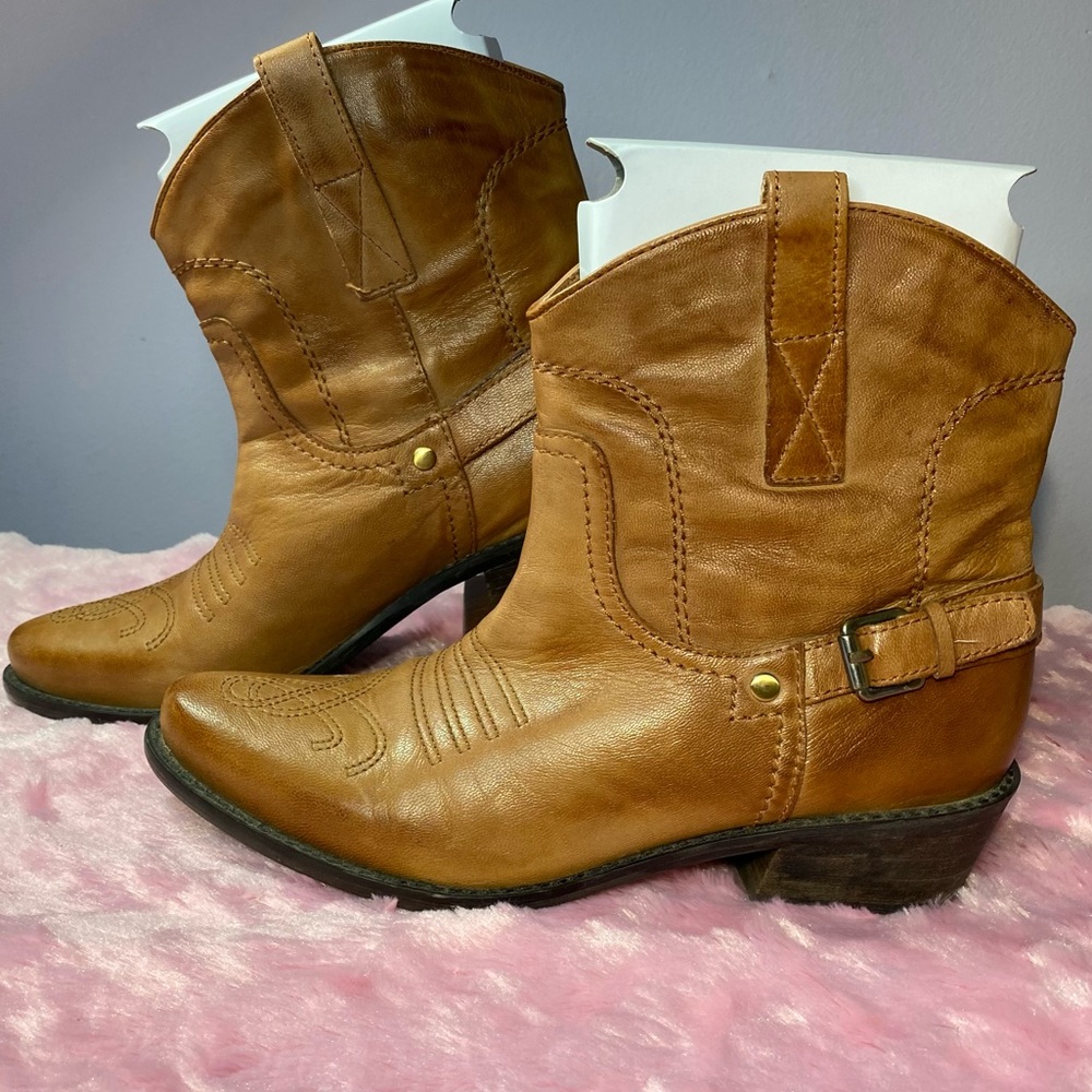Franco Sarto Waco Boots - Picture 7 of 15